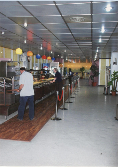 خدمات وتموين الشركات الأجنبية والمحلية